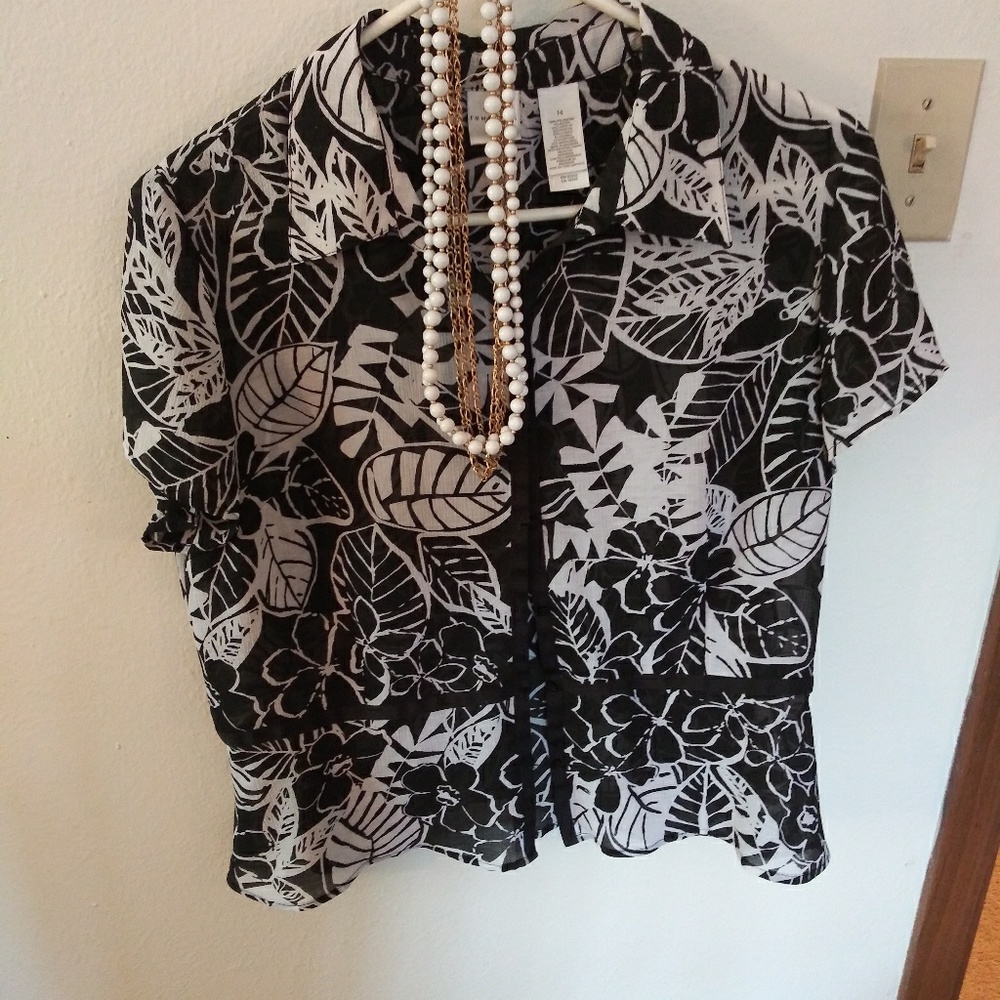 Blouse - Picture 6 of 6